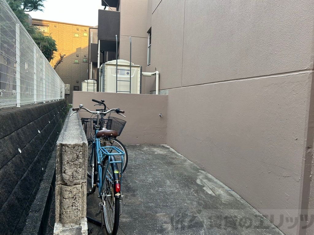 駐車場　共有部分
