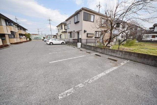 駐車場　駐車場★