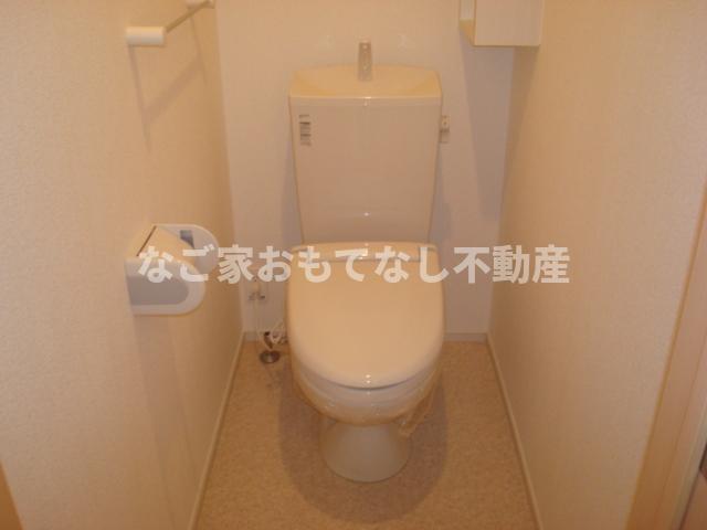 トイレ　同型タイプ