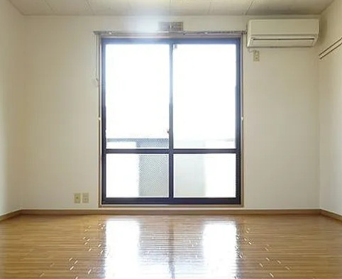 居室・リビング　別部屋の画像を使用しております。