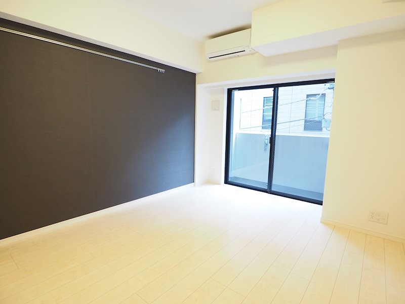 居室・リビング　※別部屋の参考写真です。