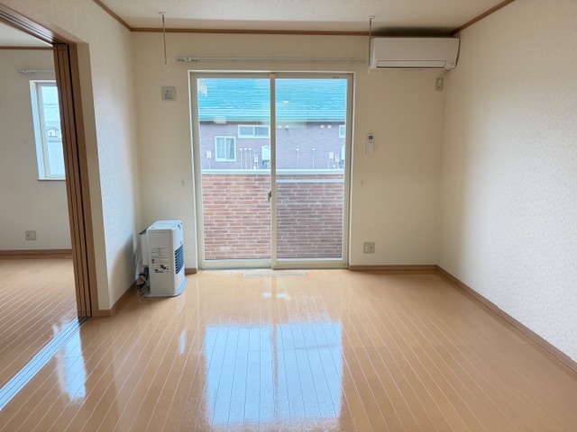 居室・リビング　※入居中の為、同タイプ別のお部屋の写真となります。