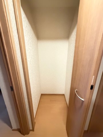 収納　※入居中の為、同タイプ別のお部屋の写真となります。