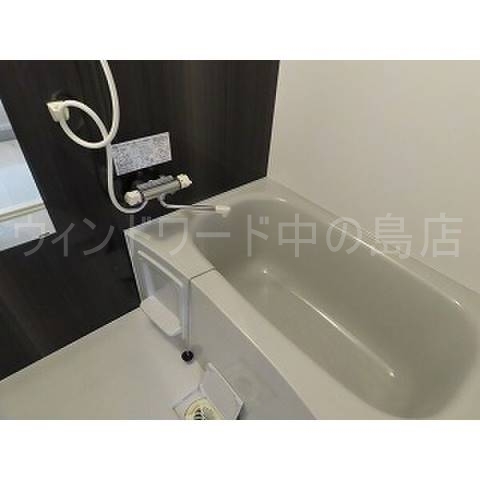 バス・シャワールーム　詳細は、ウィンドワード中の島店までご相談下さい。
