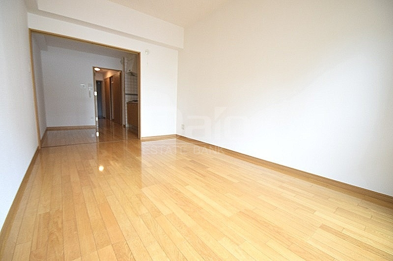居室・リビング　※写真は同タイプ別部屋です。