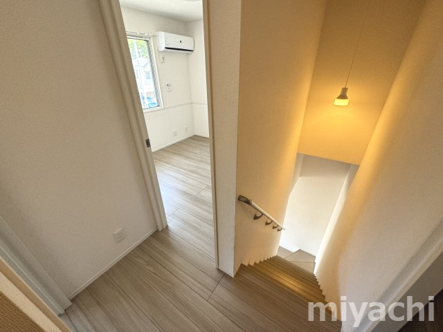ＪＲ牟岐線 二軒屋駅 徒歩19分 2階建 築5年の玄関写真