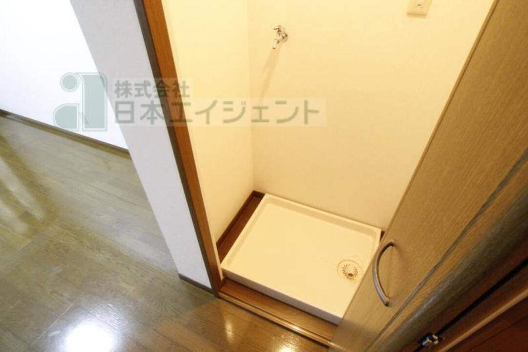 その他設備　洗濯機置場