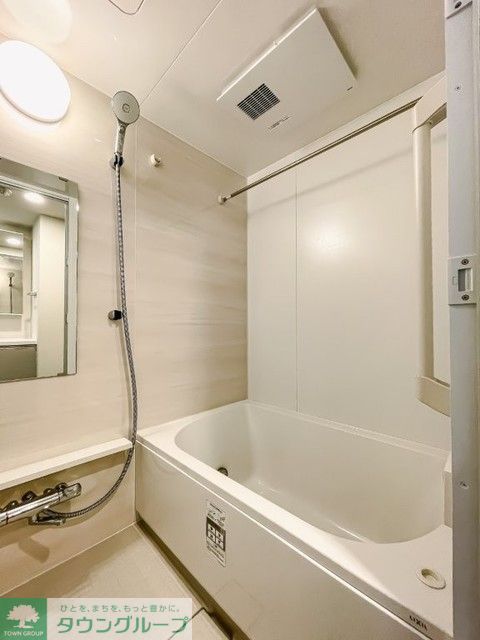 バス・シャワールーム　※写真は同タイプ住戸です。