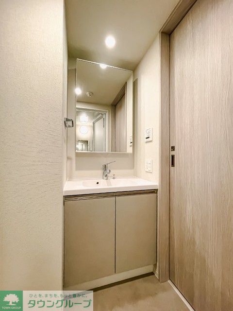 洗面設備　※写真は同タイプ住戸です。