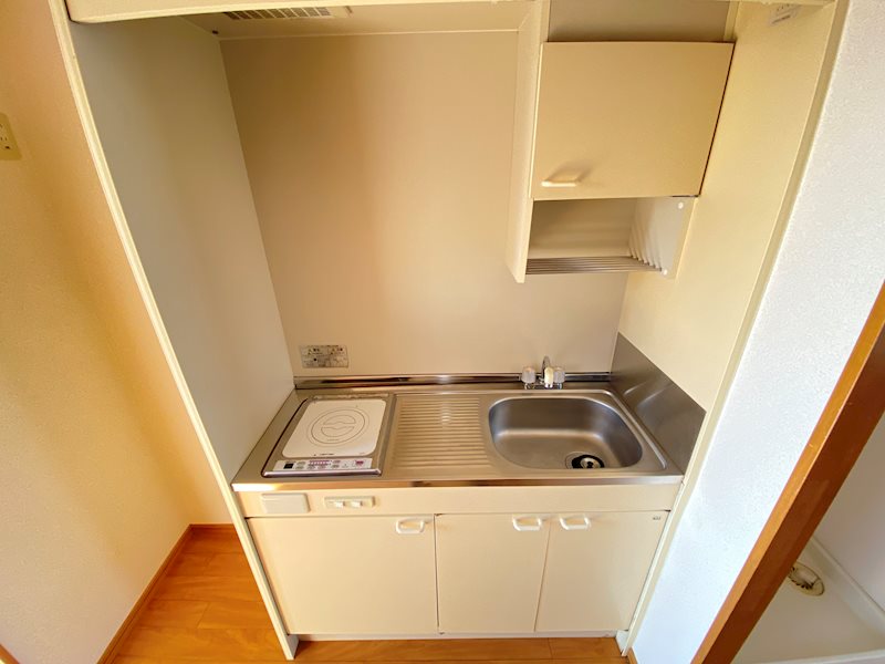 キッチン　※別のお部屋の写真です