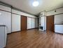 居室・リビング　広くてキレイなお部屋が広がっていて、充実した生活が送れそう。