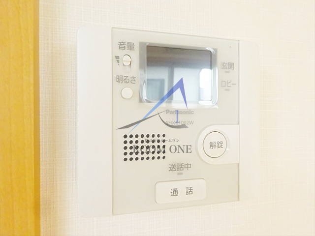 セキュリティ　モニター付きインターホンです。