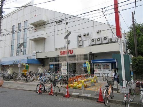 スーパー　西友赤羽店（スーパー）まで527m