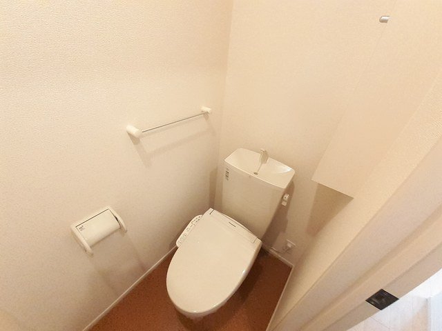 トイレ　コンパクトで使いやすいトイレです