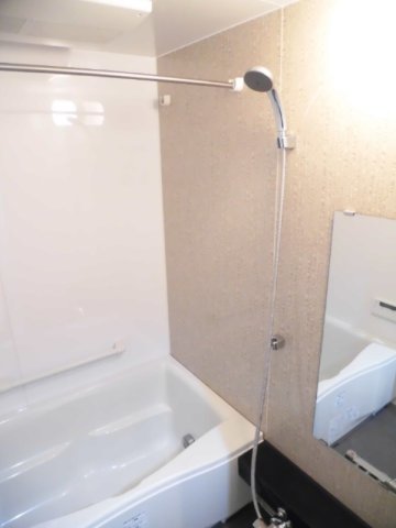 バス・シャワールーム　別部屋参考写真