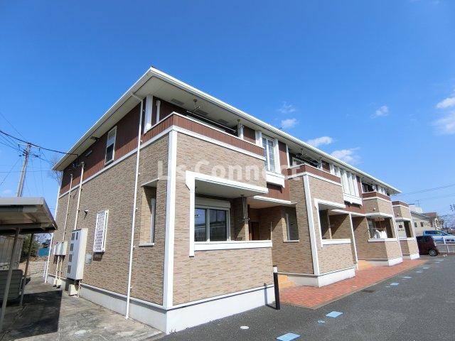 建物外観　２０１３年築のアパートです。