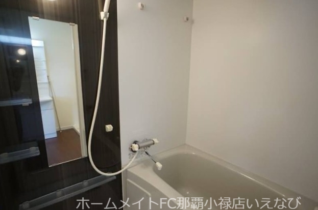 バス・シャワールーム　※別部屋・イメージ画像です