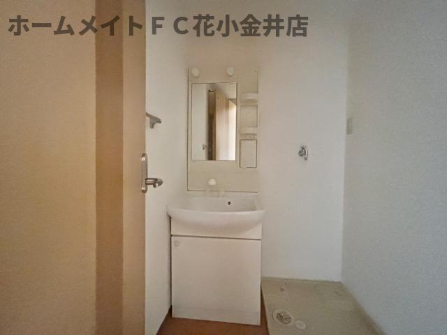 洗面設備　洗髪洗面化粧台