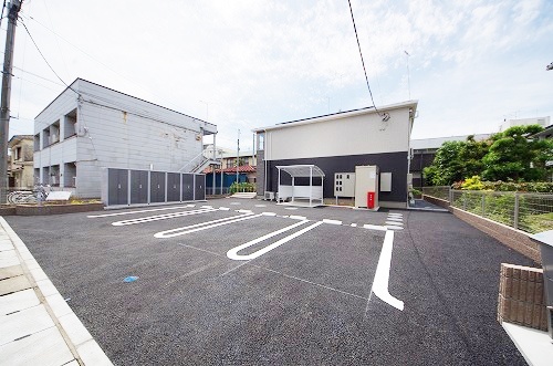 駐車場　敷地内駐車場