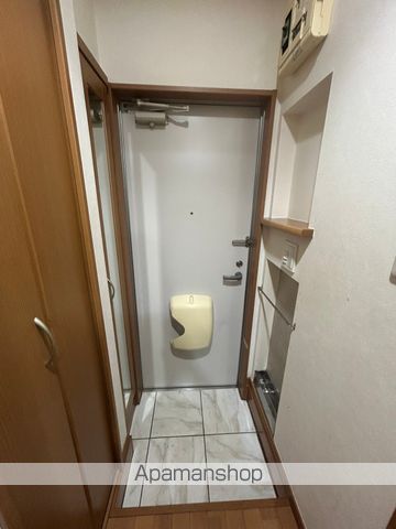 シャレイ自由が丘の玄関写真