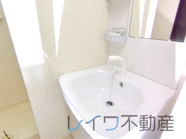 洗面設備　使いやすい洗面所です