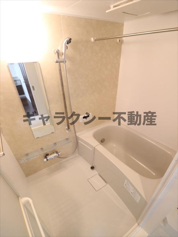 バス・シャワールーム　追炊き・浴室乾燥機能付き