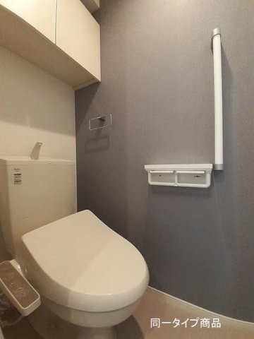 トイレ　ゆったりとした空間のトイレです