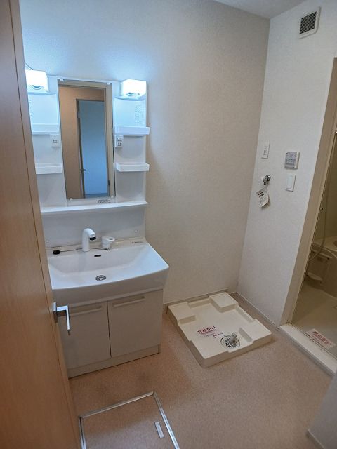 ＪＲ上越線 群馬総社駅 徒歩42分 2階建 築9年の内装写真