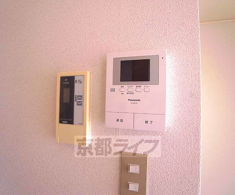 セキュリティ　来客は、確認してから開錠しましょう