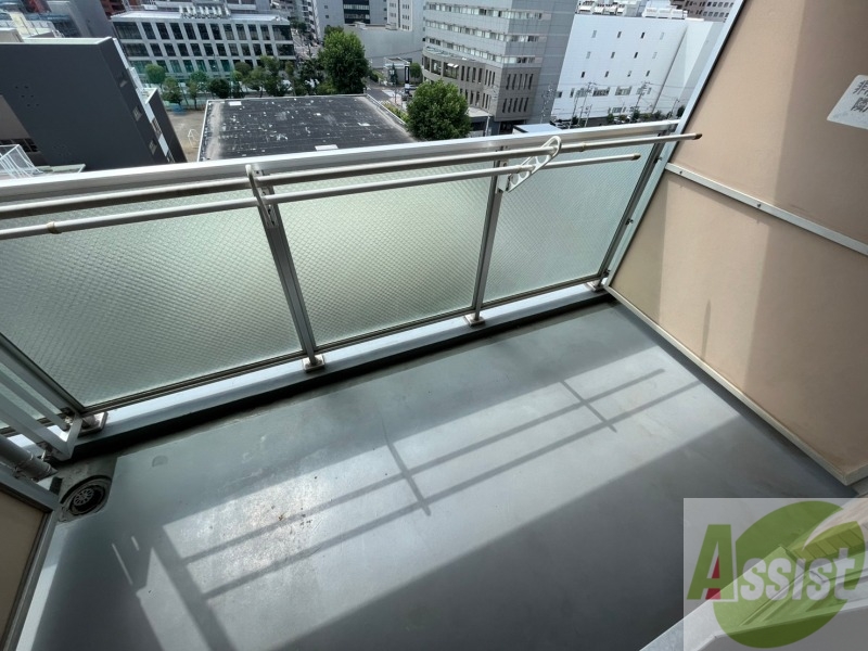 バルコニー　バルコニーです。天気の良い日には外干しができます！