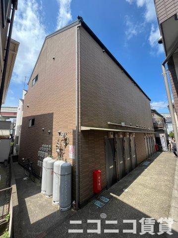 東武伊勢崎線 小菅駅 徒歩8分 築19年