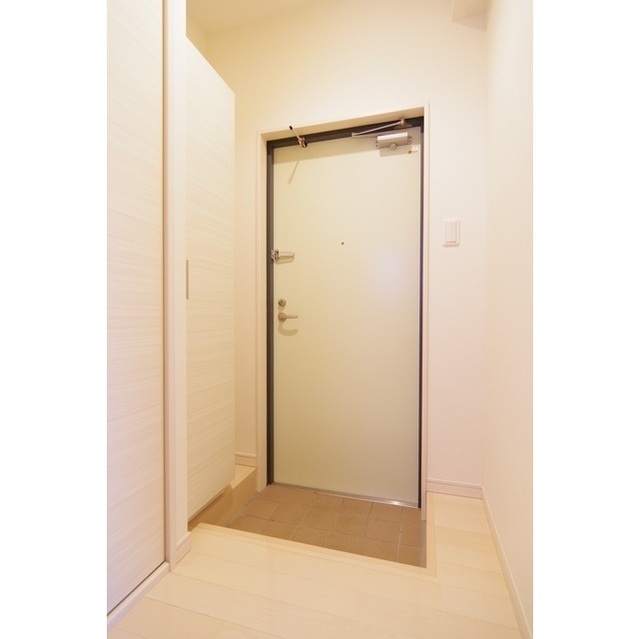 リテラス町屋の玄関写真