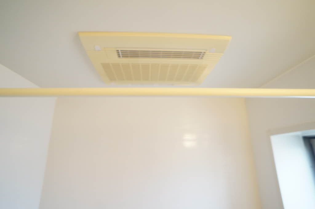 その他設備　浴室乾燥機