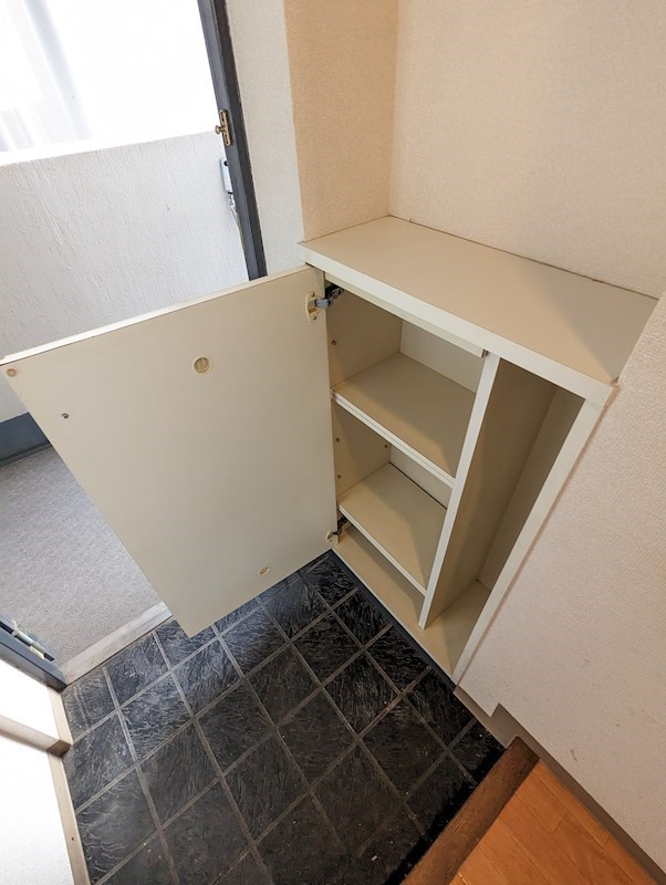 セラヴィ蒲生の玄関写真