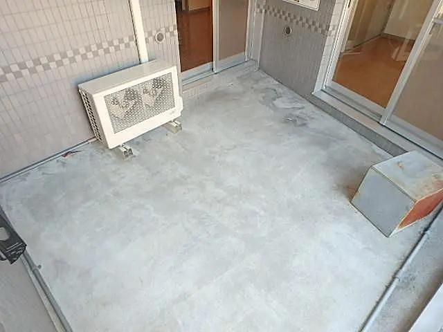 バルコニー　バルコニーがあります