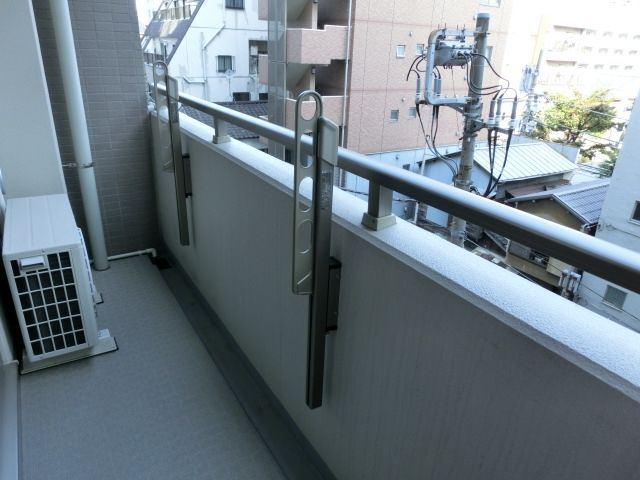 バルコニー　バルコニー