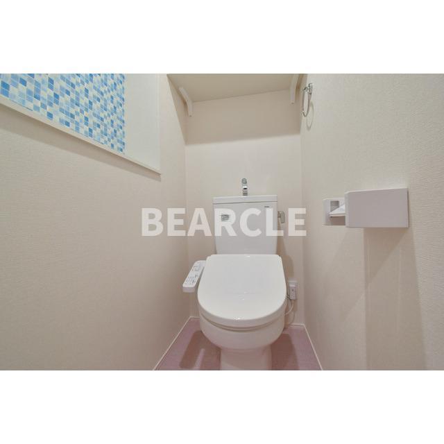 トイレ　清潔感のあるトイレです