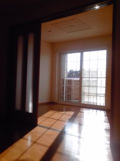 チェルシーCの居間写真