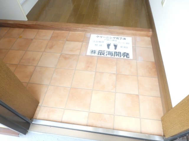 ＪＲ山陽本線 土山駅 徒歩16分 2階建 築29年の玄関写真