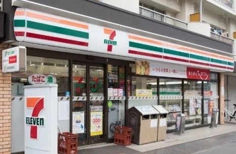 コンビニ　セブンイレブン 江東森下4丁目店（コンビニ）まで233m