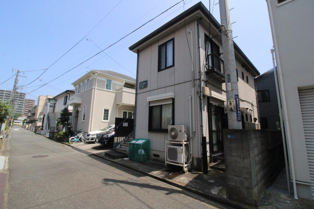 建物外観　1Ｆ奥の部屋です！！