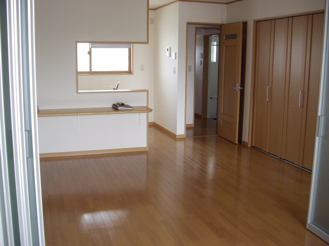 居室・リビング　写真は、同じタイプの反転になります。