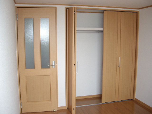 その他部屋・スペース　写真は、同じタイプの反転になります。