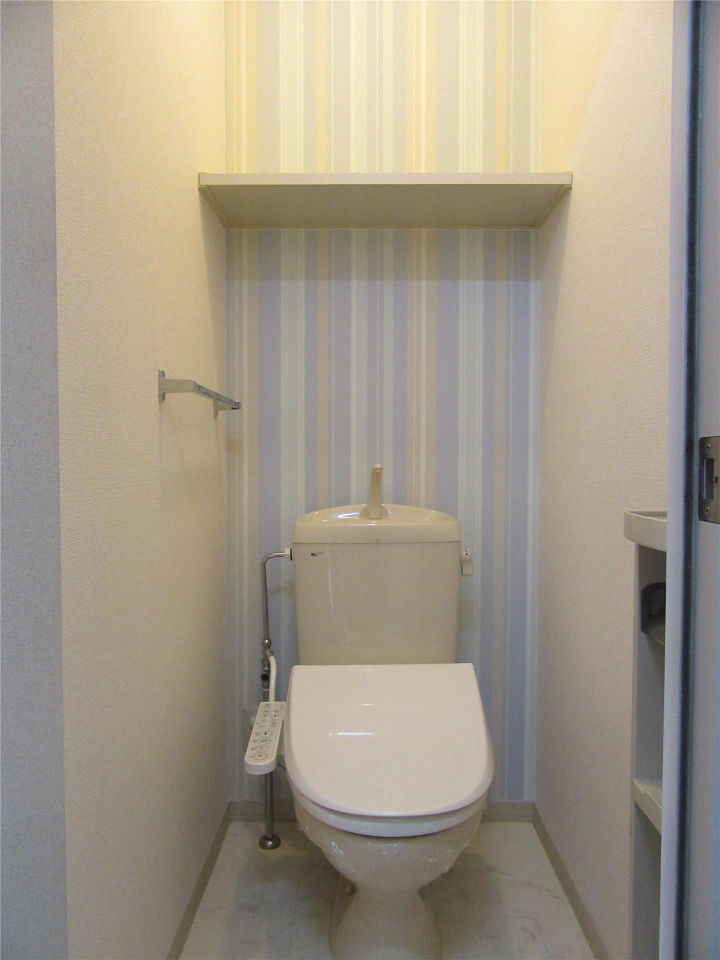 トイレ　写真はイメージです。実際のお部屋とは異なる可能性があります。