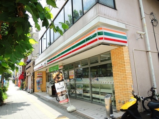 コンビニ　セブンイレブン板橋坂下1丁目店（コンビニ）まで247m