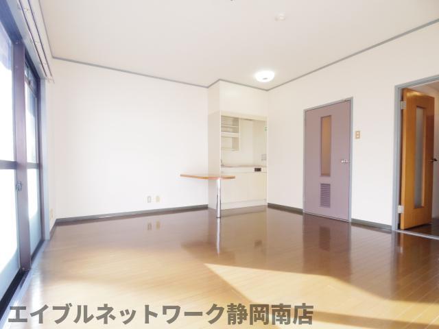 居室・リビング　おしゃれな居間です