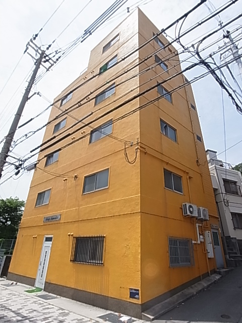神戸市須磨区須磨浦通のマンションの建物外観