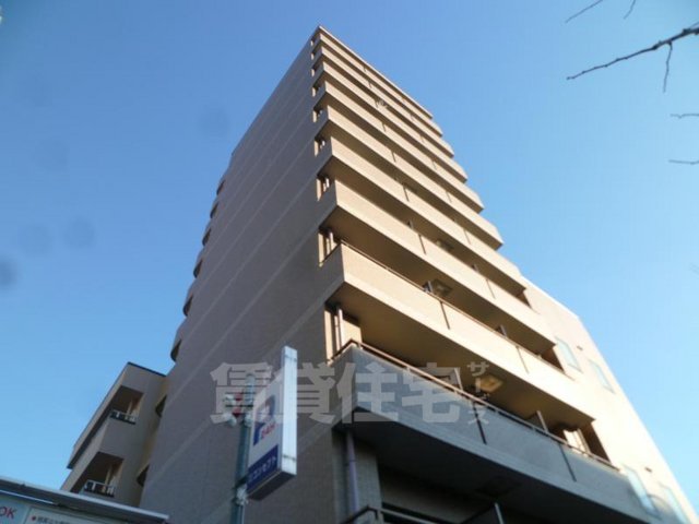 【京都市上京区飛鳥井町のマンションの建物外観】