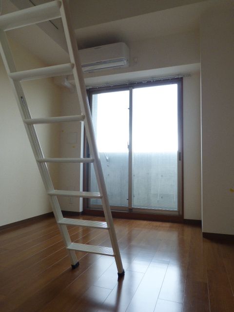 居室・リビング　別部屋参考写真