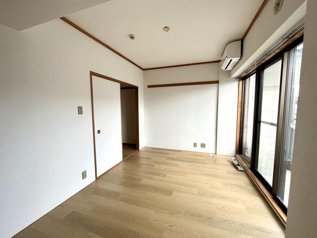 ユーオンヒルズ用賀の居間写真